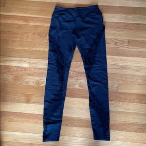 Beyond Yoga Black polka dot Cut out leggings